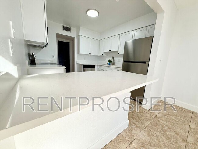 Building Photo - 4351 S Semoran Blvd