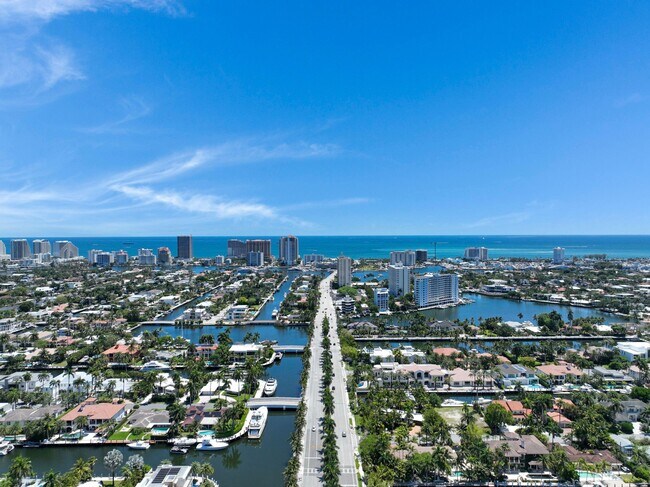Building Photo - 1770 E Las Olas Blvd