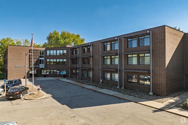 Building Photo - Southview Manor