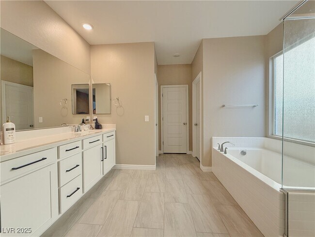 Building Photo - 9840 Berkley Brk Ct