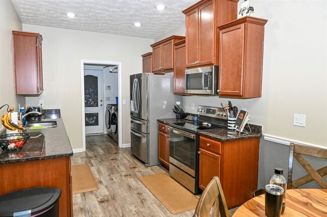 Building Photo - 4 bedroom 2 bath/Midland, GA community/Columbus, GA and near Ft. Moore