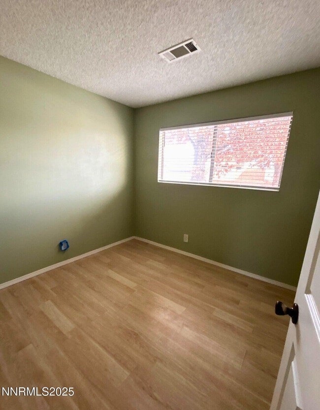 Building Photo - 3545 Willow Hills Cir