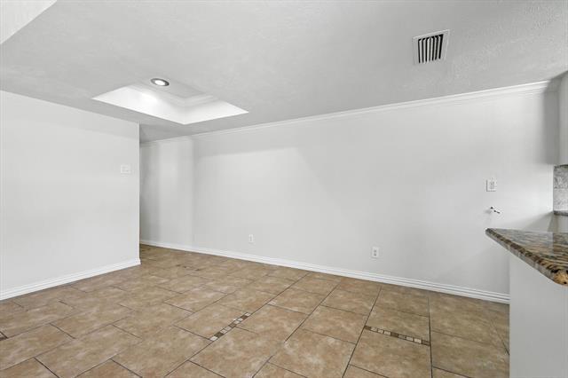 Building Photo - 5024 Middleton Cir