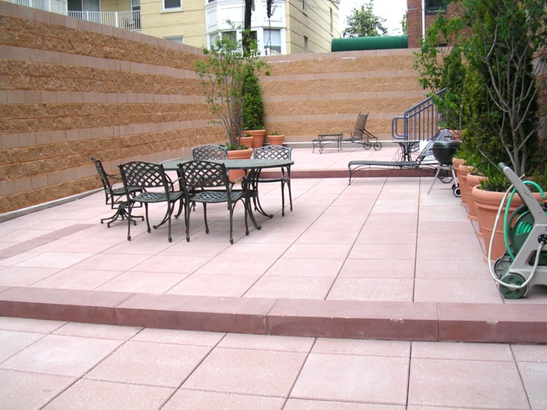 Building Photo - 1001 L St NW