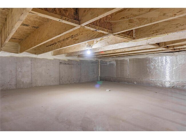 Building Photo - 143X Nutmeg Cir