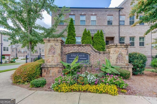 Building Photo - 1450 Edgebrook Ct NE