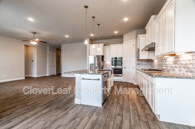 Building Photo - 3159 Daisy Meadow