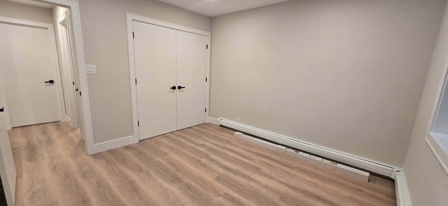 Building Photo - 1851 S Morris Hill Dr