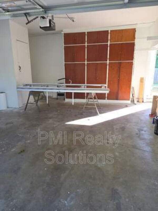 Building Photo - 4506 E 38th Pl