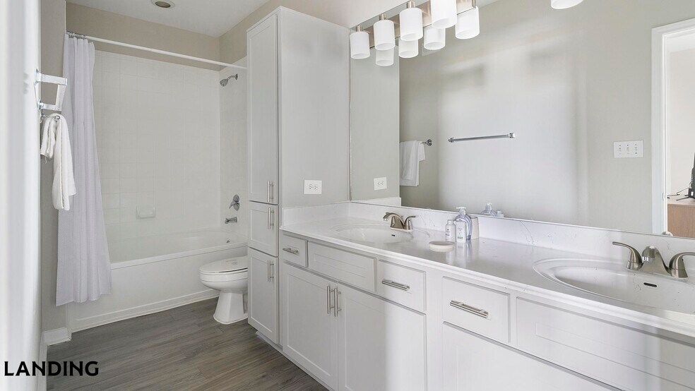 Building Photo - 2500 Woodland Park Dr