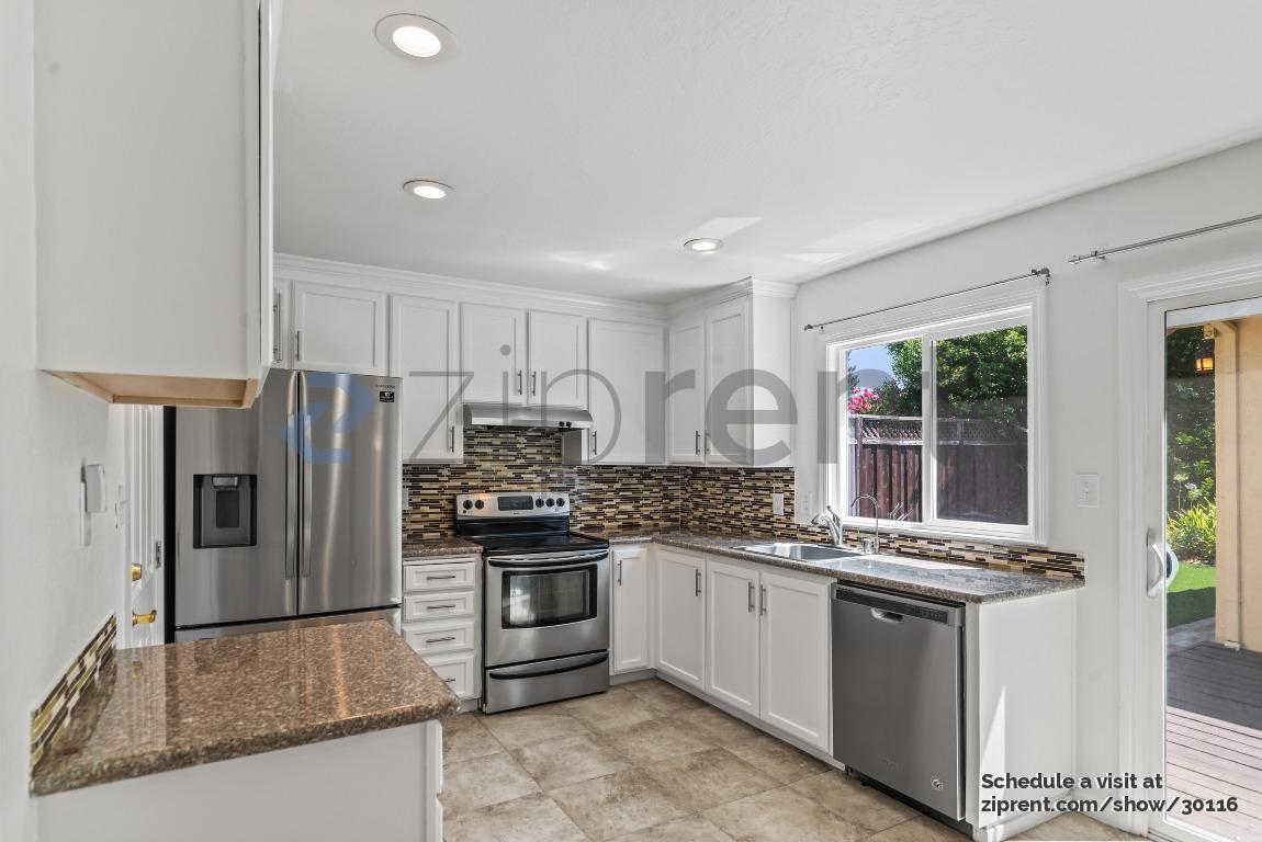 Building Photo - 2257 Goldcrest Cir