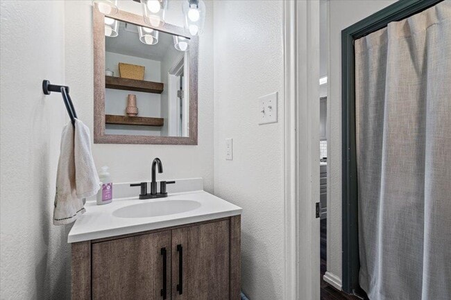 Building Photo - 2712 Big Meadow Dr