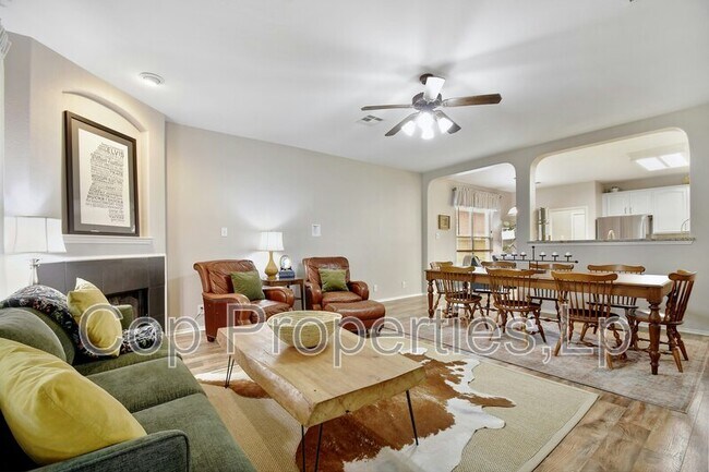 Building Photo - 2818 Crusader Bend