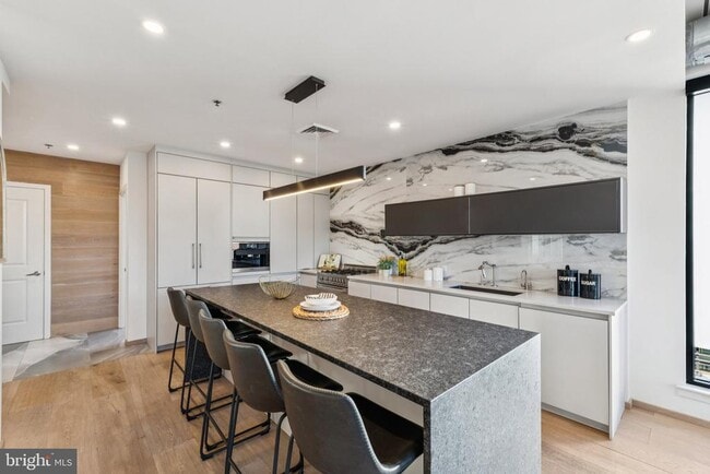 Building Photo - 2125 14th St NW