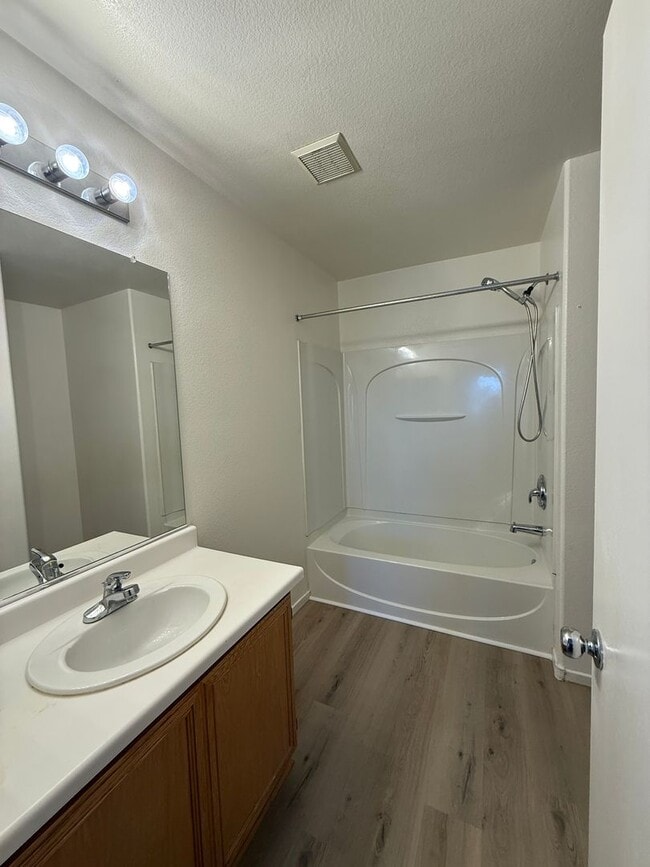 Building Photo - Cute Two Story Gated Townhome In Trilogy!