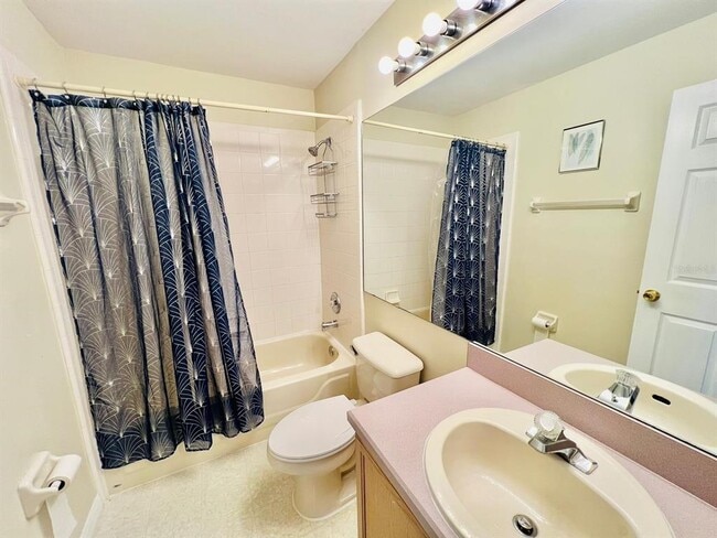 Building Photo - 2565 Bear Creek Ct
