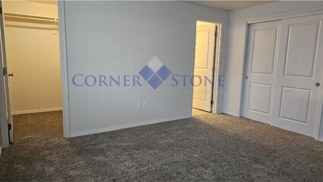 Building Photo - Fantastic Home with RV Parking!