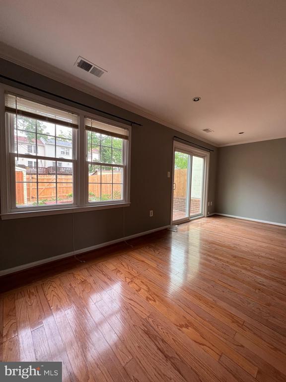 Building Photo - 12320 Woodlawn Ct
