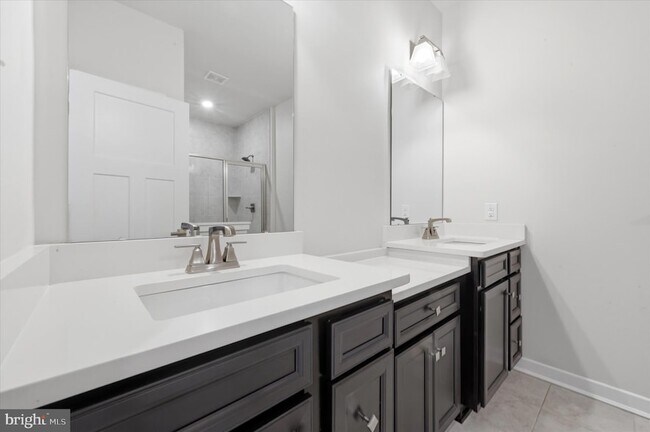 Building Photo - 115 Tonio Pl