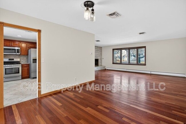 Building Photo - 352 Rahway Rd