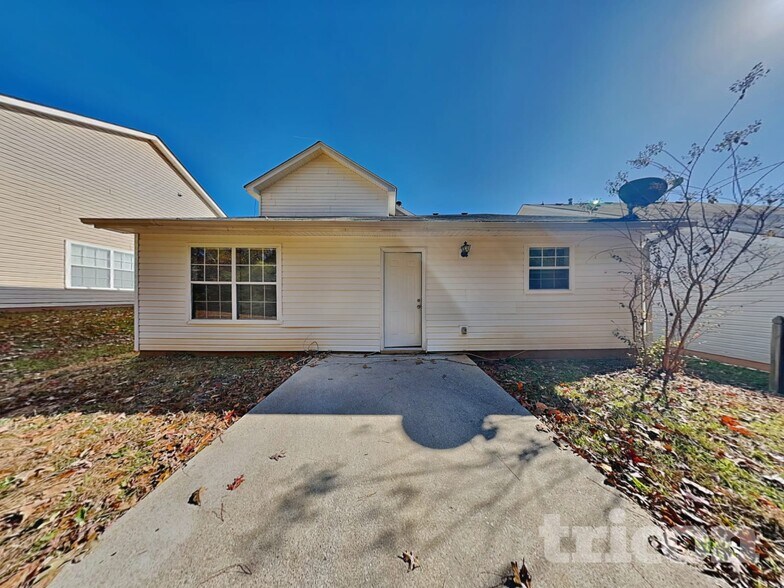 Building Photo - 4265 Reserve Hill Crossing