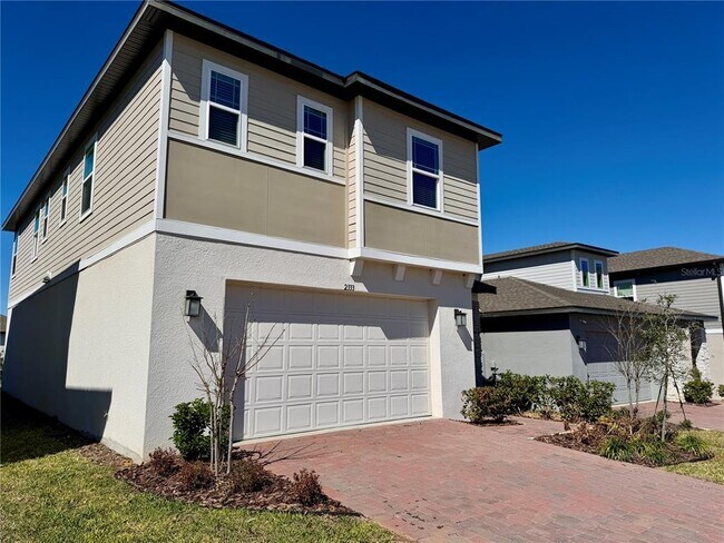 Building Photo - 2333 Treasure Hill St