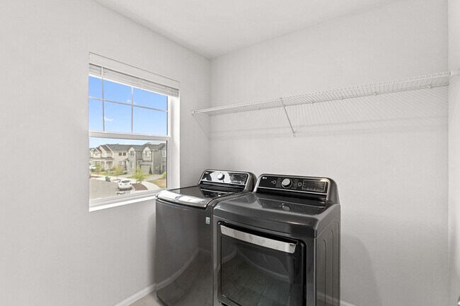 Building Photo - Two-Story Home in Soundview Estates