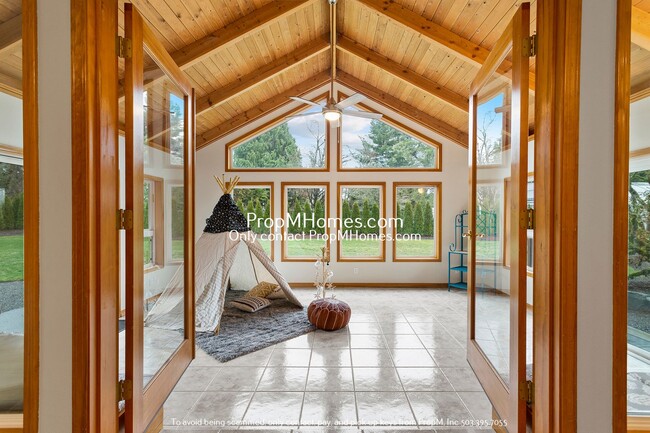 Building Photo - Stunning 3-Bedroom Mid-Century Modern Home...