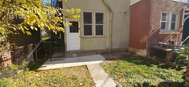 Building Photo - 1st Floor: 1 Bedroom / 1 Bath in Allentown!