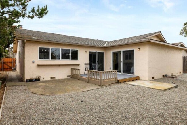 Building Photo - 3135 Messinger Dr