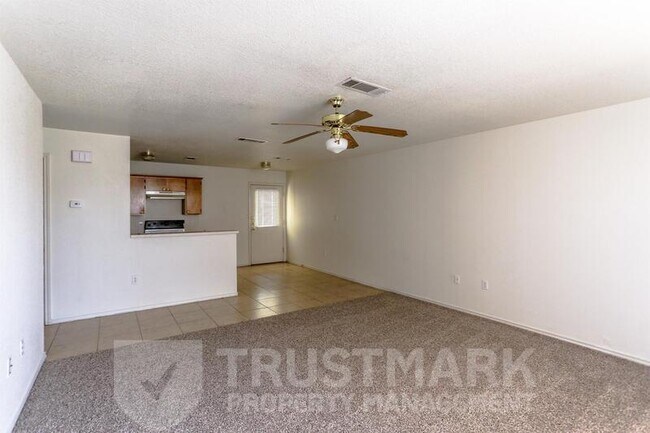 Building Photo - 700 S Amy Ln