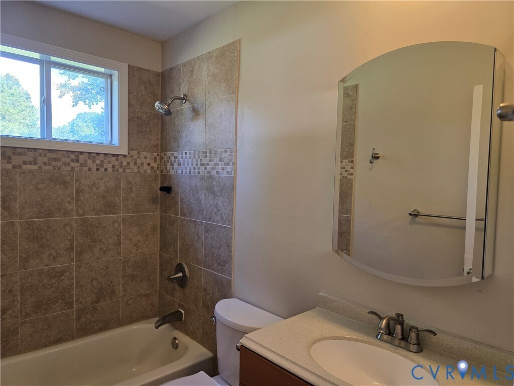 Building Photo - 7998 Wynbrook Ln