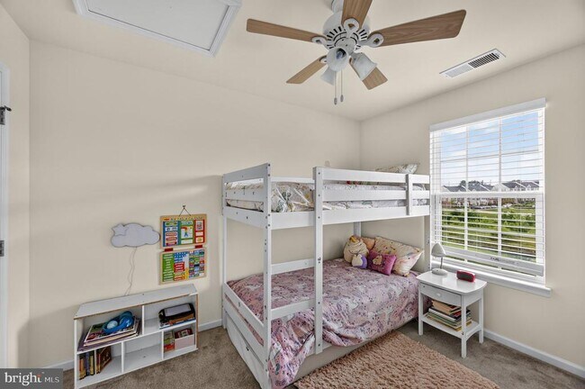 Building Photo - 6357 Walcott Ln