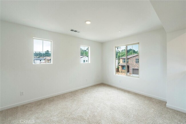 Building Photo - 3955 Satsuma Ln