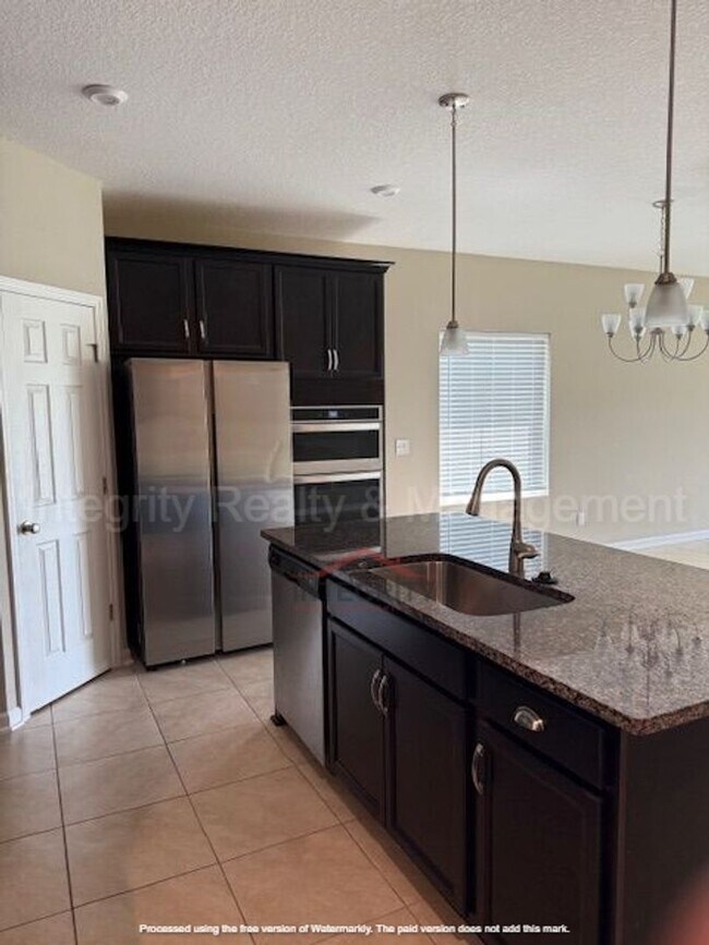 Building Photo - Beautiful 4 bed/ 2 bath in Eagle Landing
