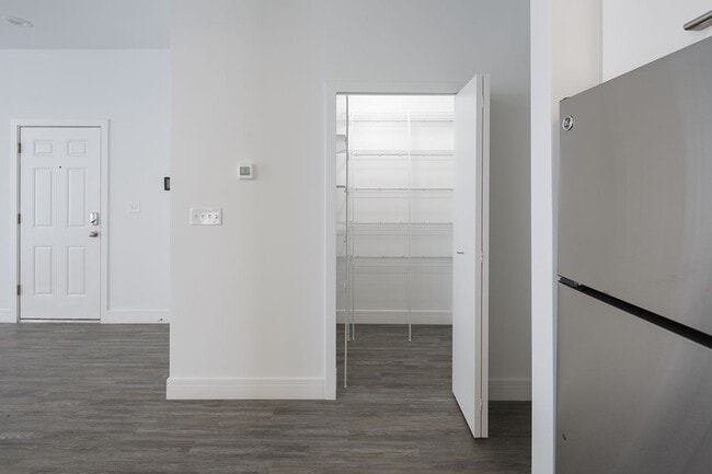 Floorplan - 5487-5491 S. Hyde Park Boulevard
