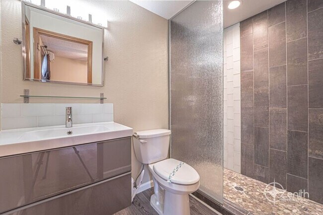 Building Photo - 15501 SE 19th Cir