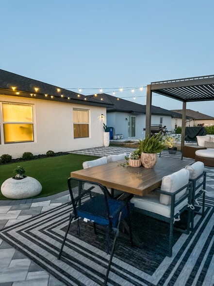 Building Photo - 4082 San Clemente Ct