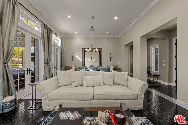 Building Photo - 25400 Prado De Las Peras