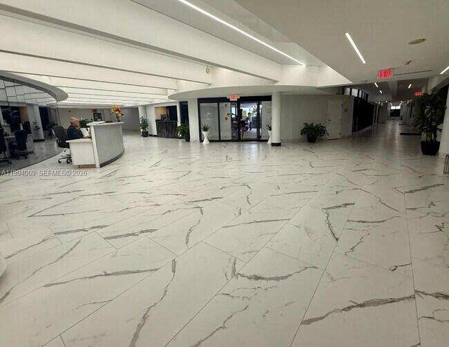 Building Photo - 1890 S Ocean Dr