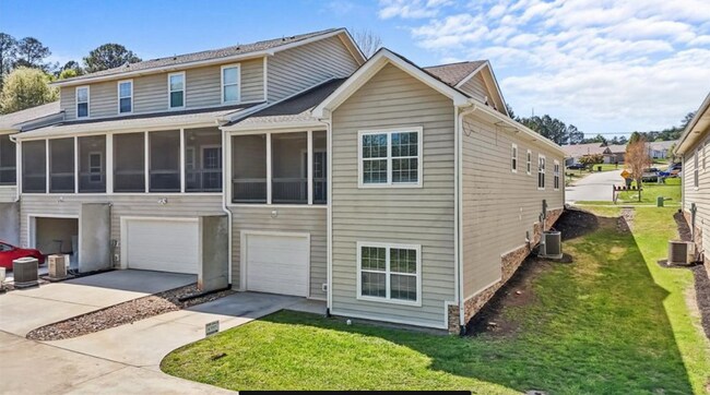 Building Photo - 529 E Perkins Creek Rd