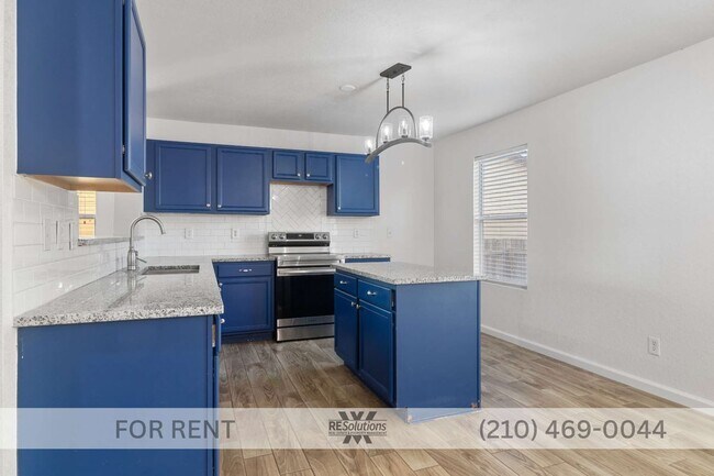 Building Photo - 203 Shadbush St