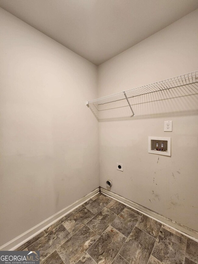Building Photo - 4825 Layton Dr