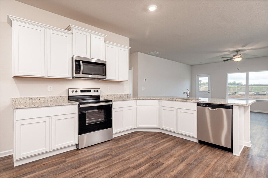 Building Photo - 1412 Sodbuster Dr