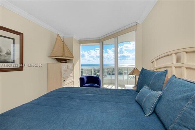 Building Photo - 21055 Yacht Club Dr