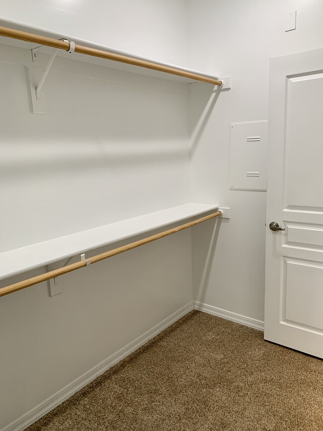 Walk in closet (Master) - 20660 N 40TH St