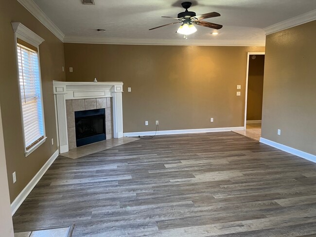 Building Photo - 14 Blueberry Ln