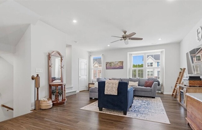 Building Photo - Exclusively Offered by Muse Realty Rentals, LLC