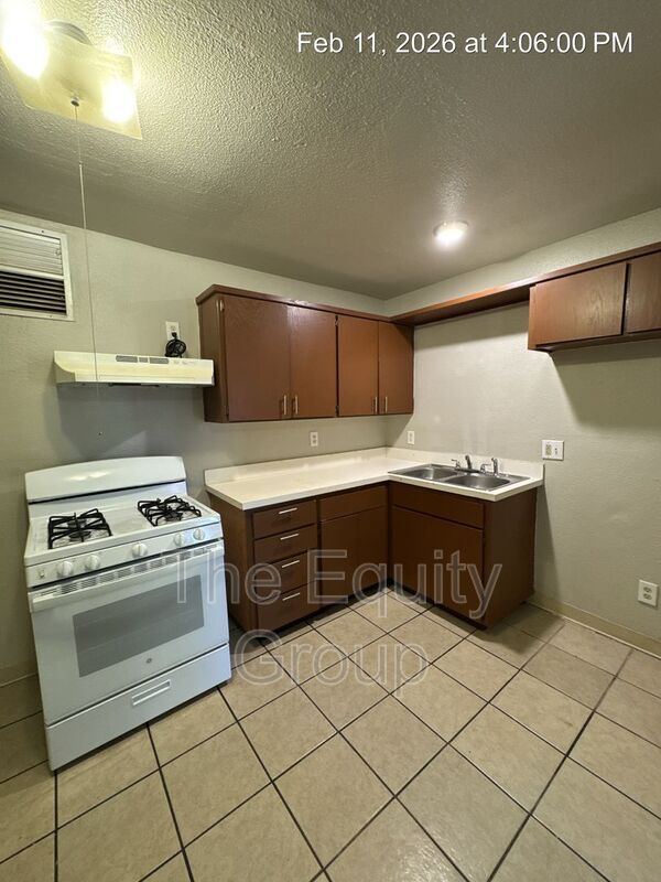 Building Photo - 32606 Rd 124