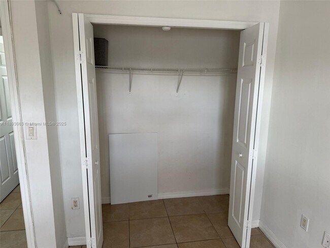 Building Photo - 5271 SW 8th St